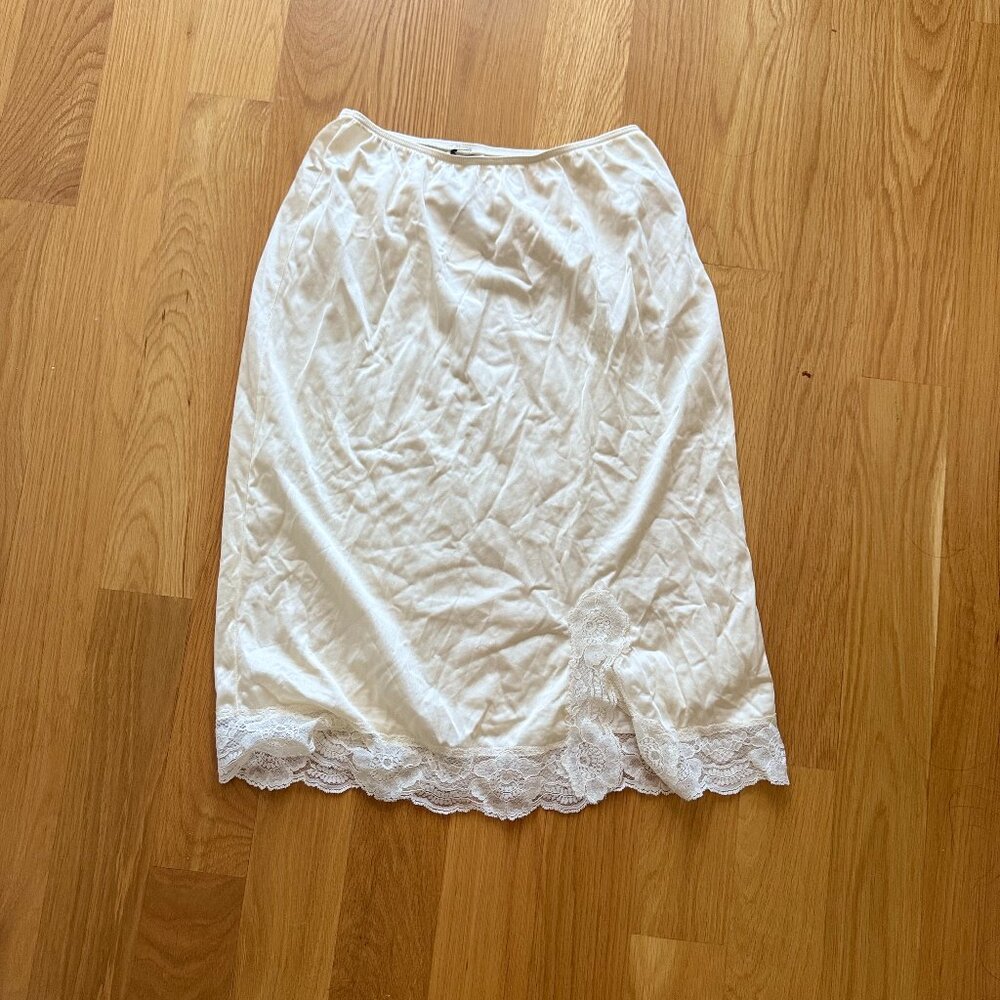 Kayser Vintage Creme Satin & Floral Lace Slip Skirt